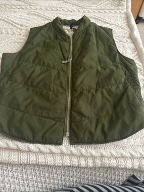The North Face Women's Olive Puffer Vest - Front Zip